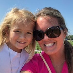 Meet your Posher, Cheryl